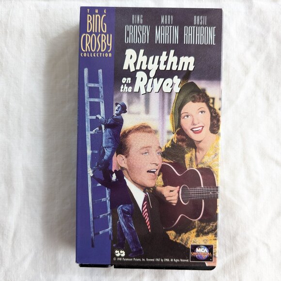 3/$15 Rhythm on the River (1940) VHS tape Bing Crosby Mary Martin - Picture 1 of 6